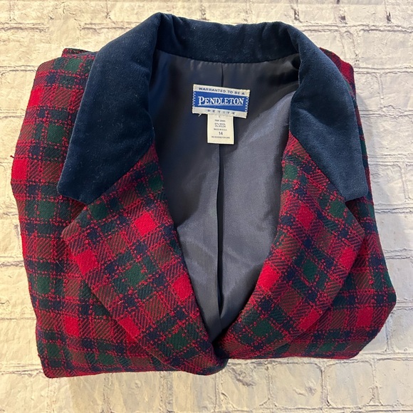 PENDLETON VINTAGE WOOL PLAID BLAZER RED/NAVY/GREEN VELVET COLLAR & BUTTONS 14 - Picture 7 of 7